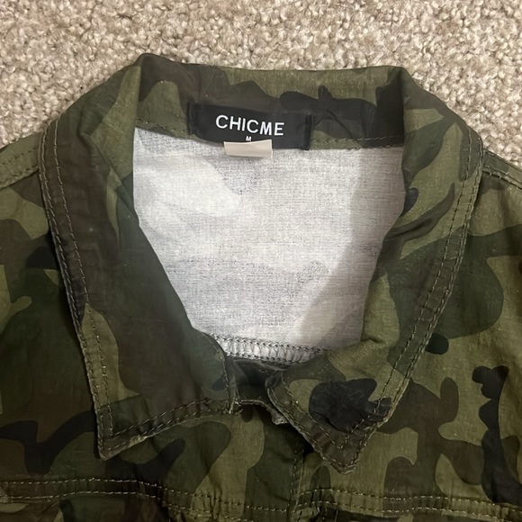 Camouflage Print Buttoned Pocket Design Jacket - Picture 3 of 6